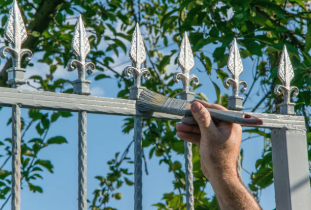 Refurbishment Plan for Spear-Topped Wrought Iron Fences (Anti-Rust Topcoat)